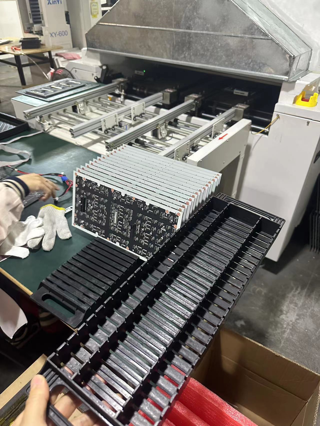Display assembly area